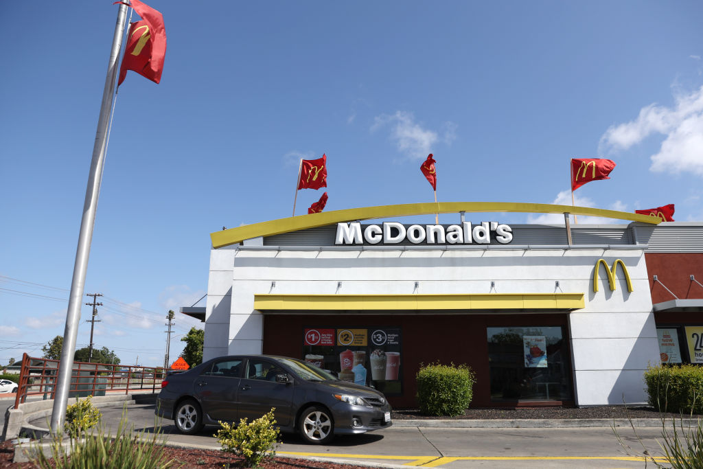 California Passes Bill That Would Give Gov’t Panel Control of Fast Food Wages – What Can Go Wrong?