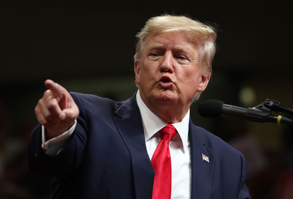 Massive Revenge Coming? Trump Hints He'll Raid Obama and Clinton if He Retakes White House