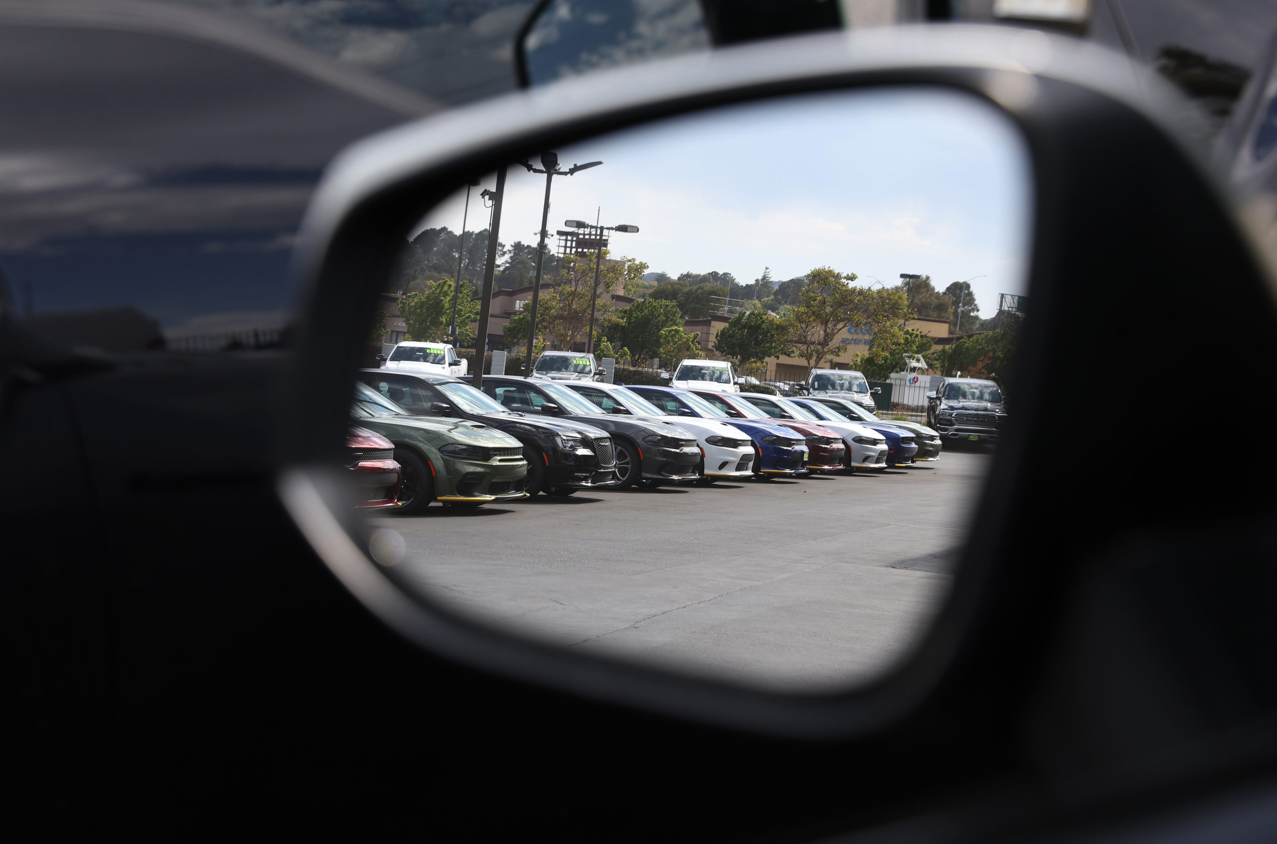 California Plans to Prohibit the Sale of New Gasoline-Powered Cars