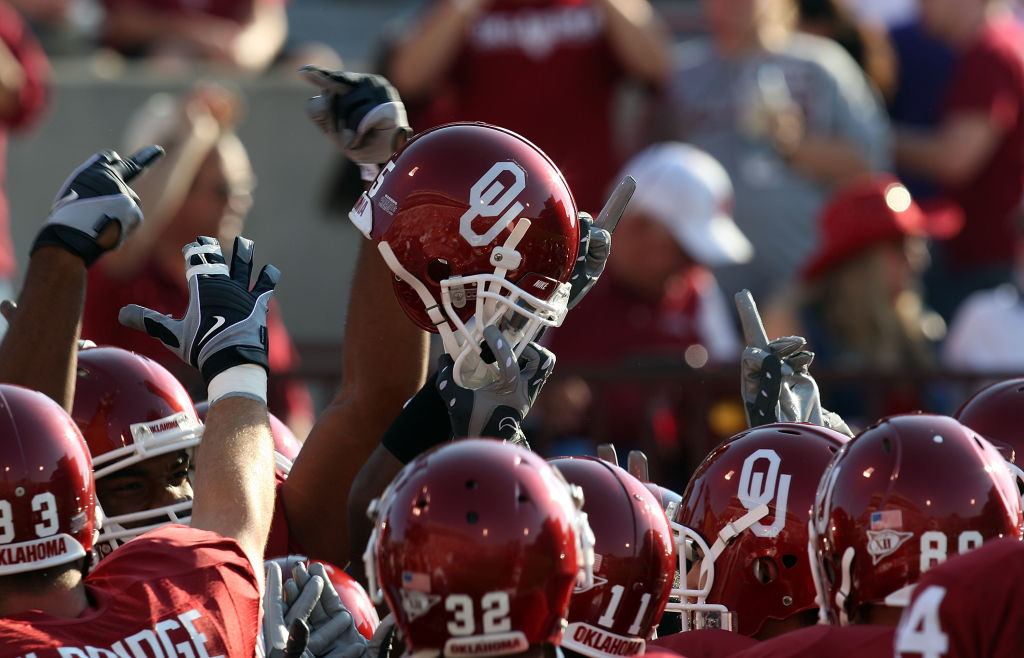 Oklahoma Coach's Career Ends Over Single Word He Read Aloud from Slacking Player's iPad