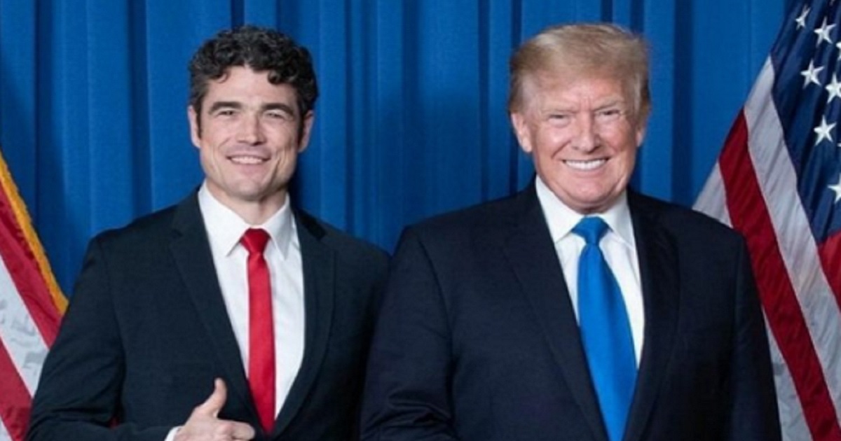 Trump-Endorsed Green Beret Joe Kent Knocks Off Pro-Impeachment RINO in Washington Squeaker