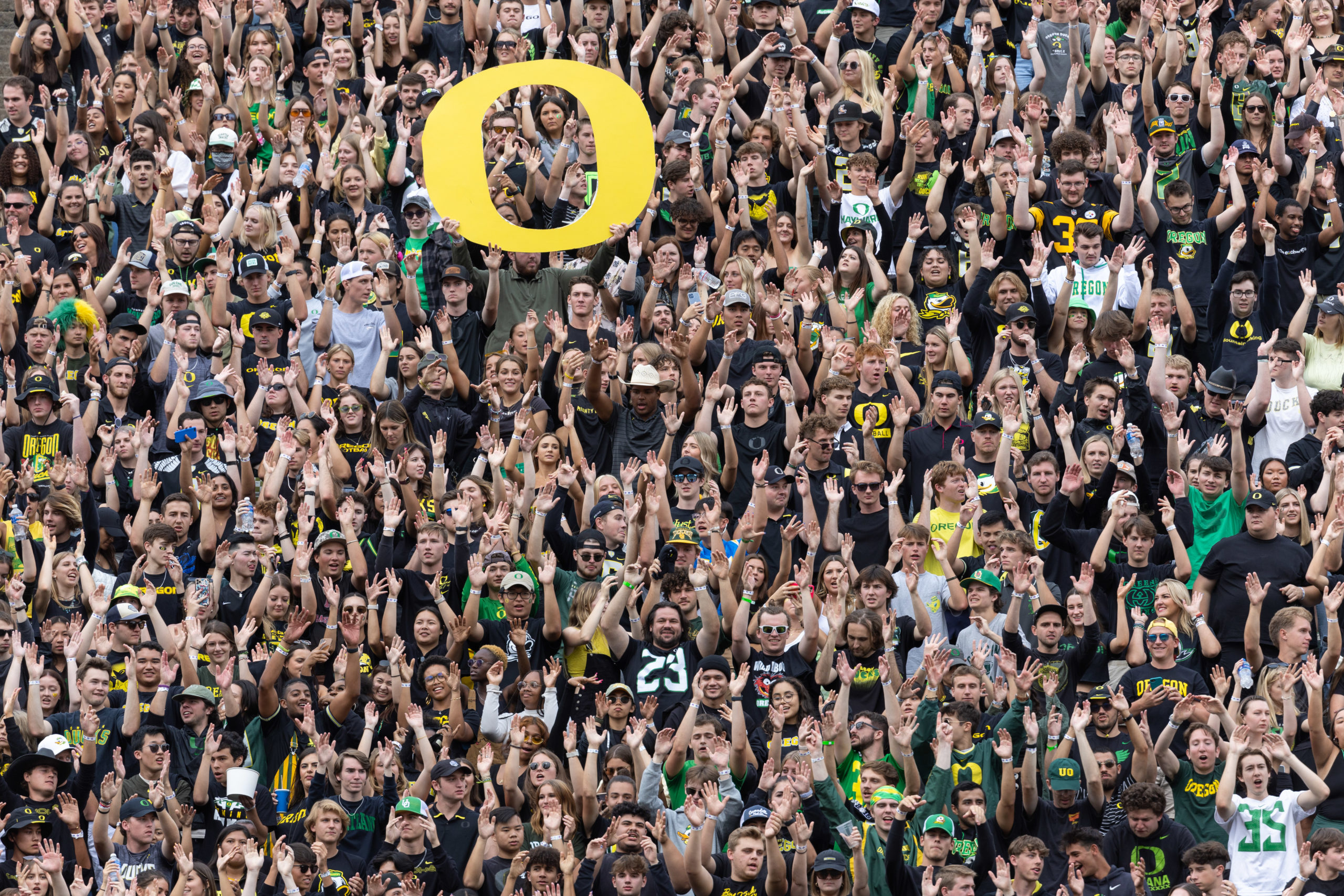 Viral Video Shows Oregon Football Fans Shouting Anti-Mormon Chant During Game