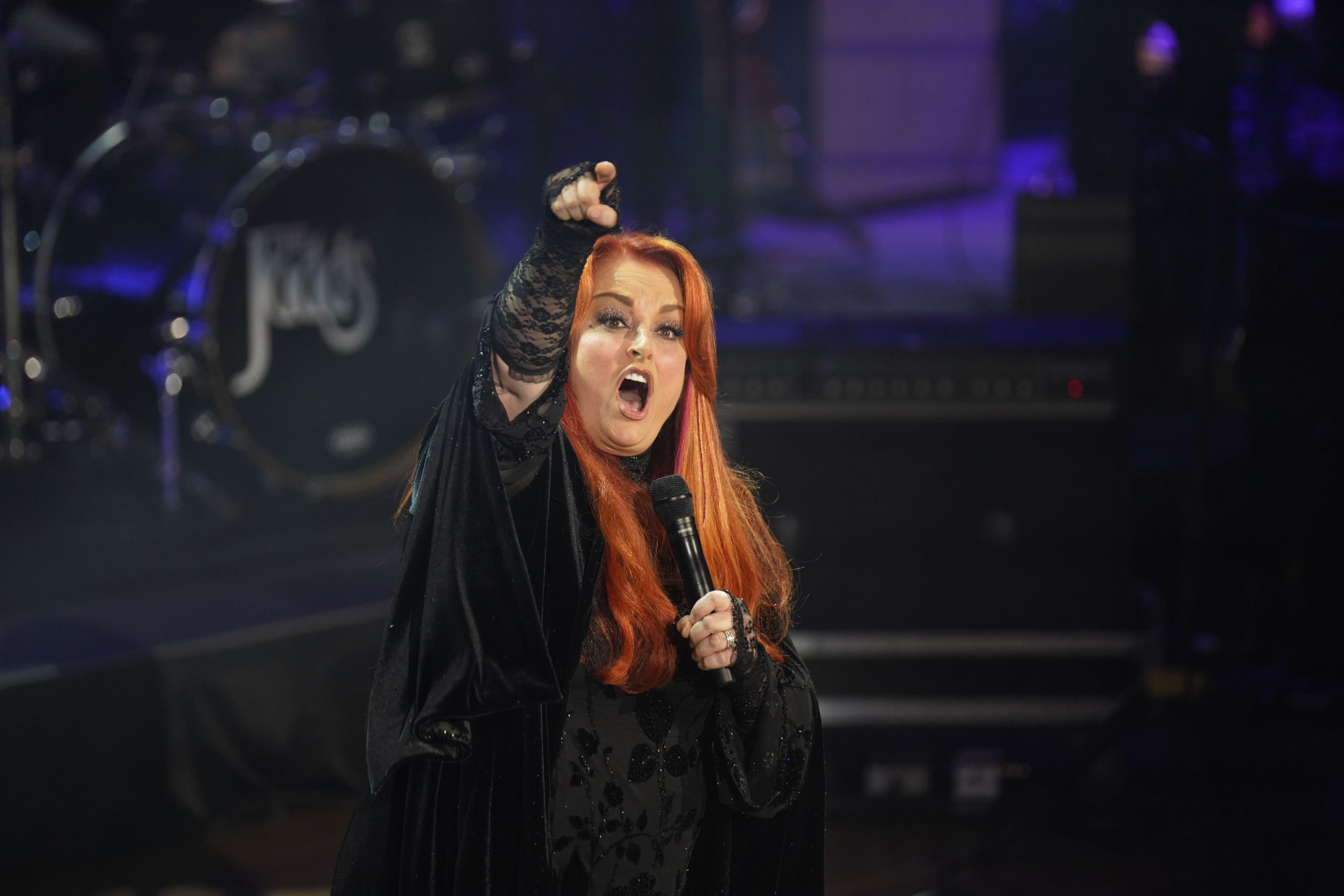 Wynonna Judd Opens Up About Her Mother’s Suicide: ‘Incredibly Angry’