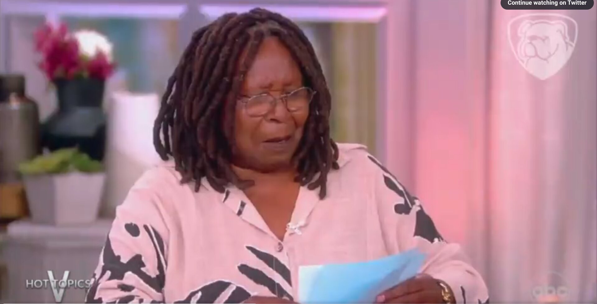 Whoopi Goldberg Appears to Get Confused, Wishes the Audience a Great Day – Is Promptly Informed the Show Is Not Over