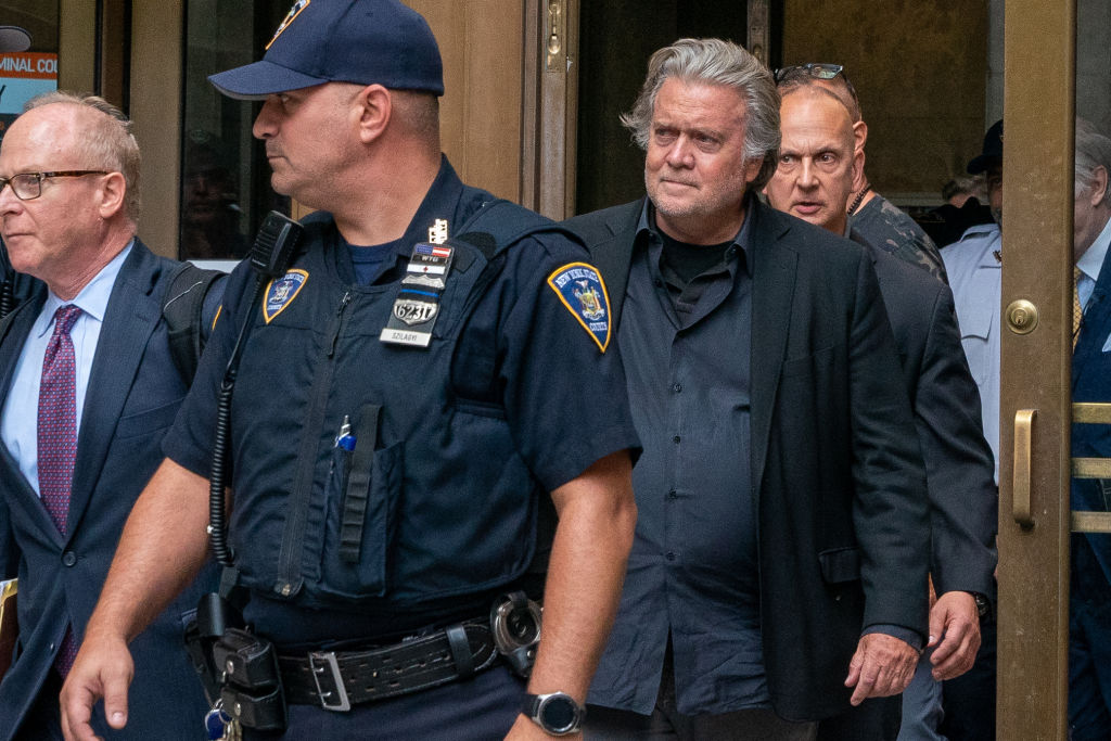 Breaking: Steve Bannon Sentenced to 4 Months in Jail, Slapped With Fine for Contempt of Congress