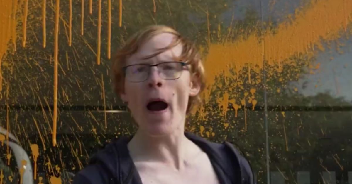 Climate Activist Thinks He’s Made a Powerful Statement, Then the Laughter Starts