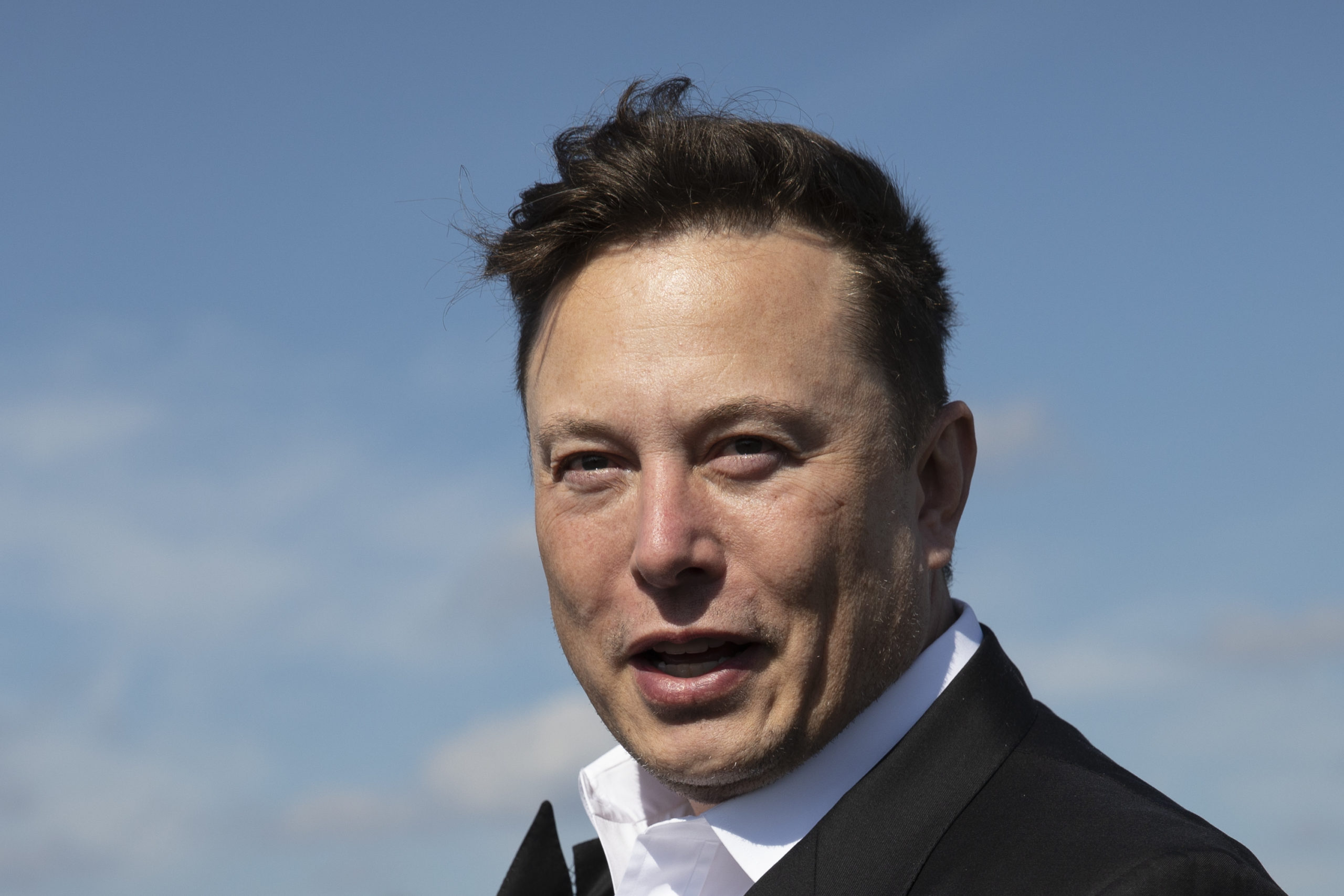 Elon Musk Ends Free Lunches for Twitter Employees After Making Ridiculous Discovery
