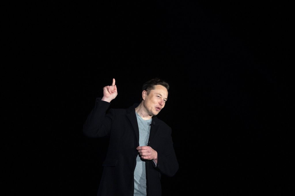 Musk Explains Banning Account He Previously Vowed Not to Block