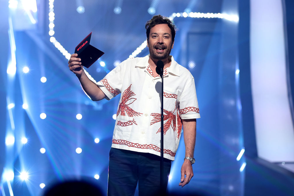 Watch: Jimmy Fallon Viciously Mocked by Twitter Users After ‘Cringe’ Song About New COVID Variant Goes Viral