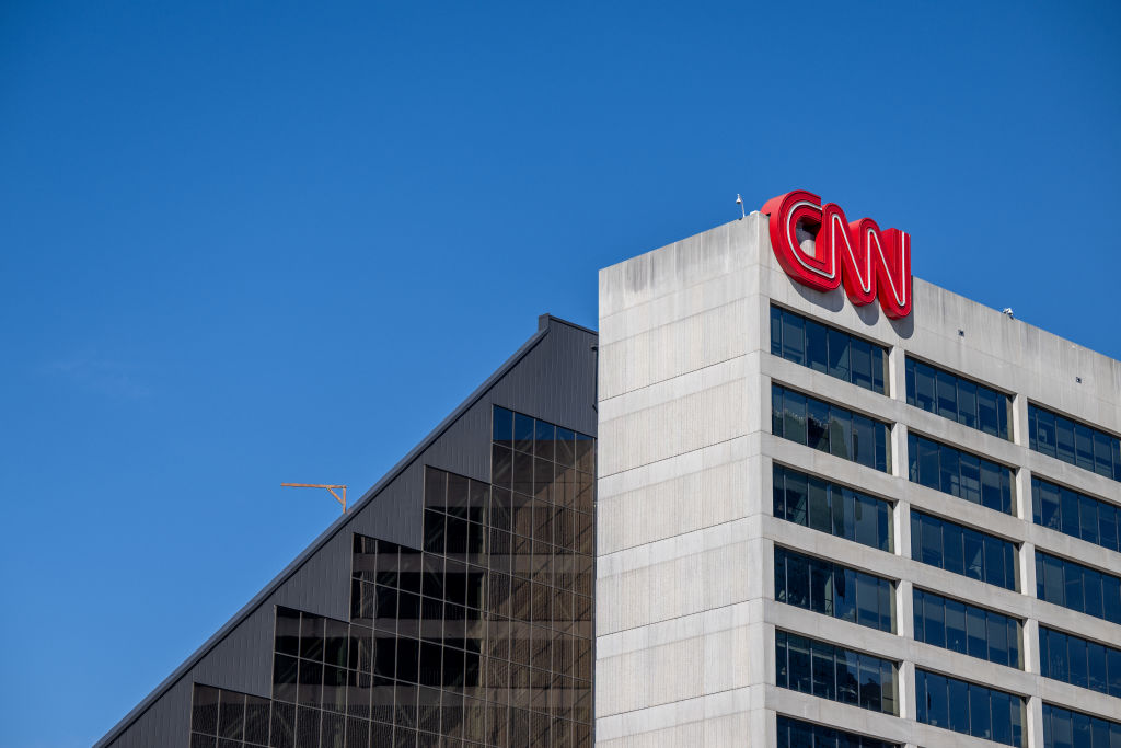 CNN Reportedly Considering Hiring a Comedian for Prime Time Spot