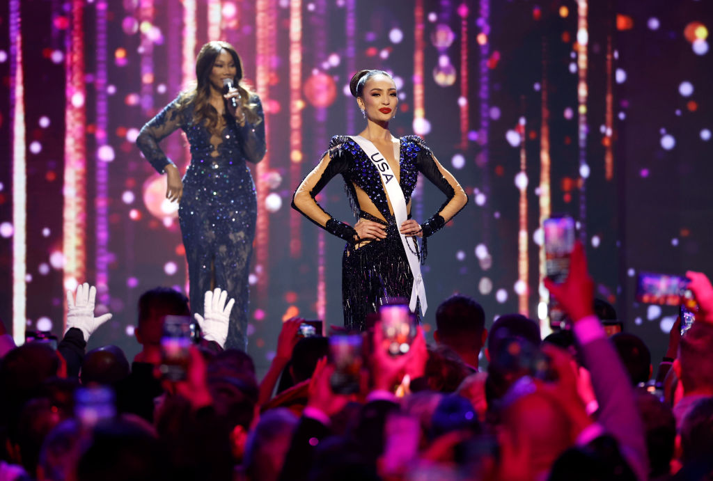Miss Universe 2022 Is Making History As First Filipina American Crowned