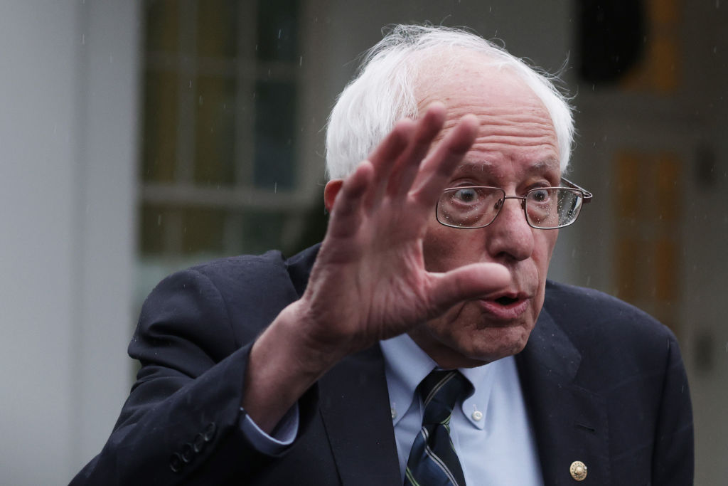 Sanders Calls for a 4-Day Workweek With ‘No Loss of Pay’