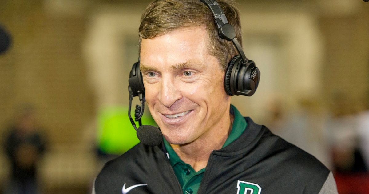 Dartmoth University Coach Buddy Teevens was reportedly struck by a vehicle while bicycling in Florida.