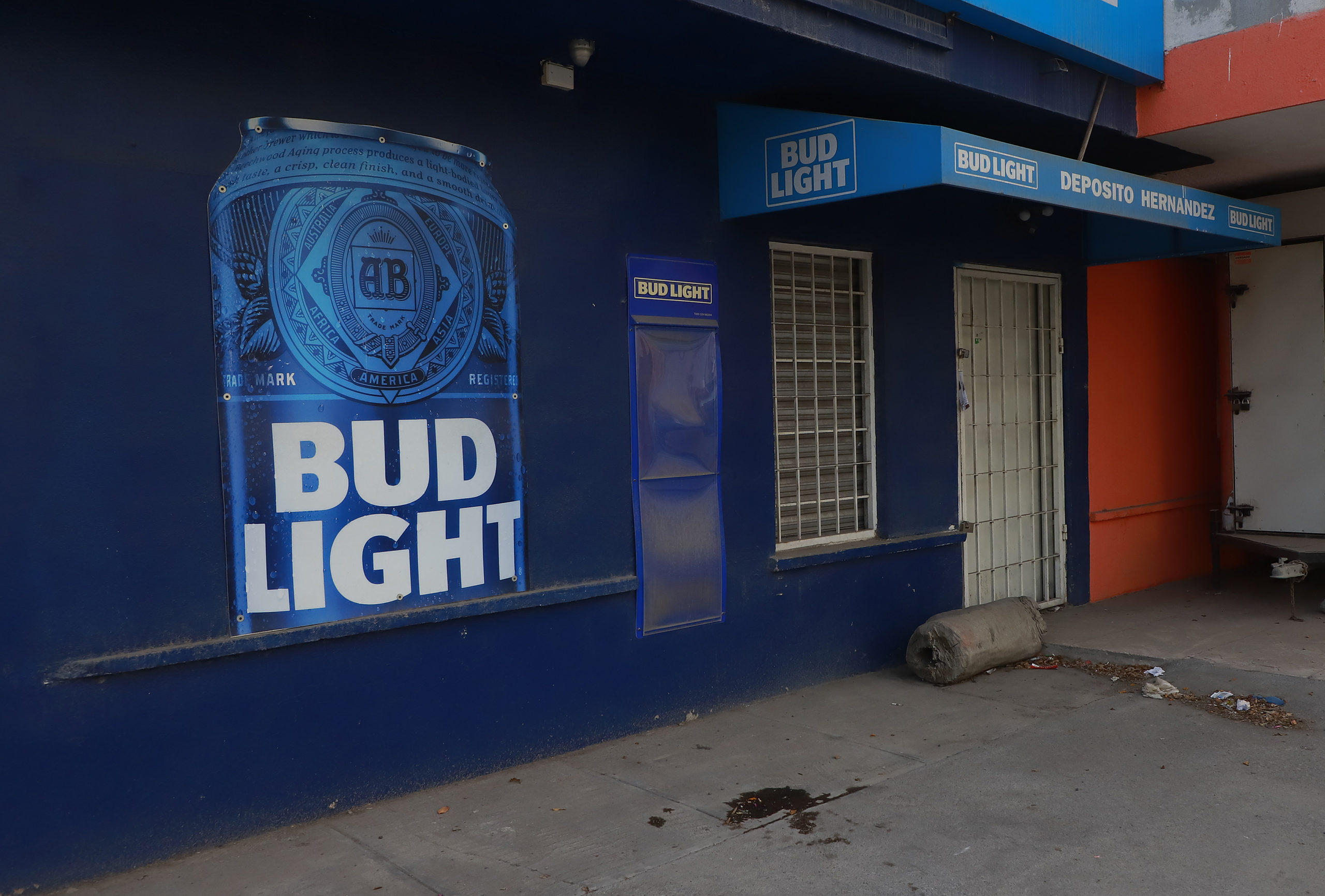 Bud Light Loses Billions in Value as Backlash from Trans Partnership Continues