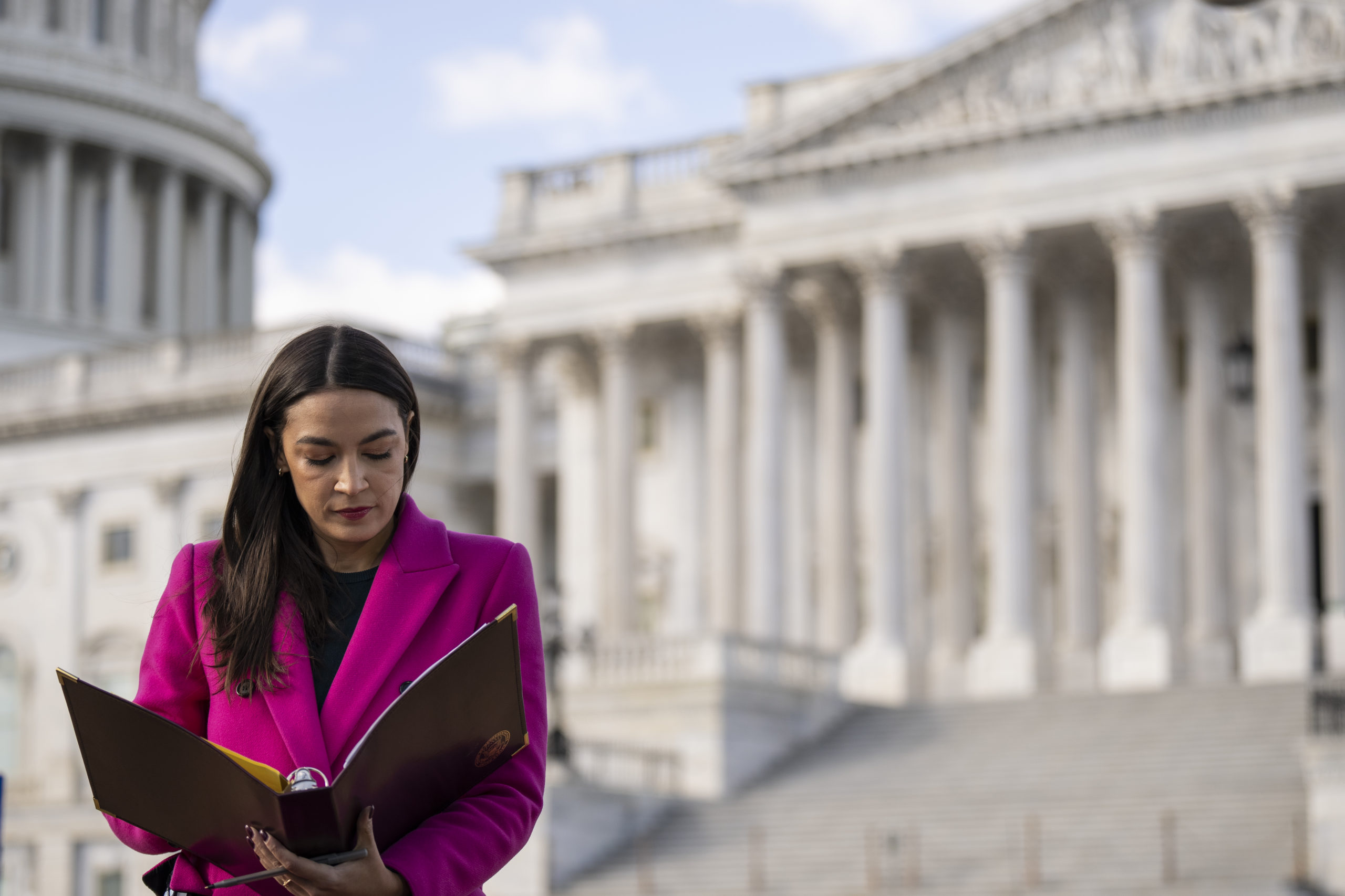 AOC Calls for Supreme Court Justice to Be Impeached Following Report on Luxurious Gifts