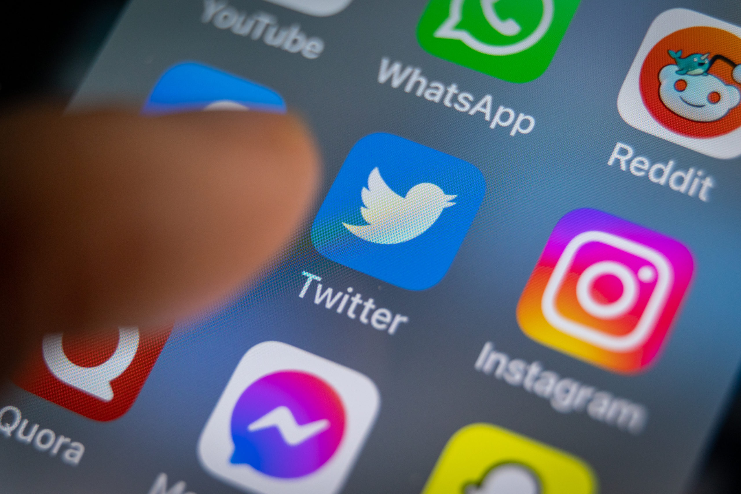 Major ‘Twitter Files’ Author Leaves Platform for Rival, Explains Reason in Article Titled: ‘Craziest Friday Ever’