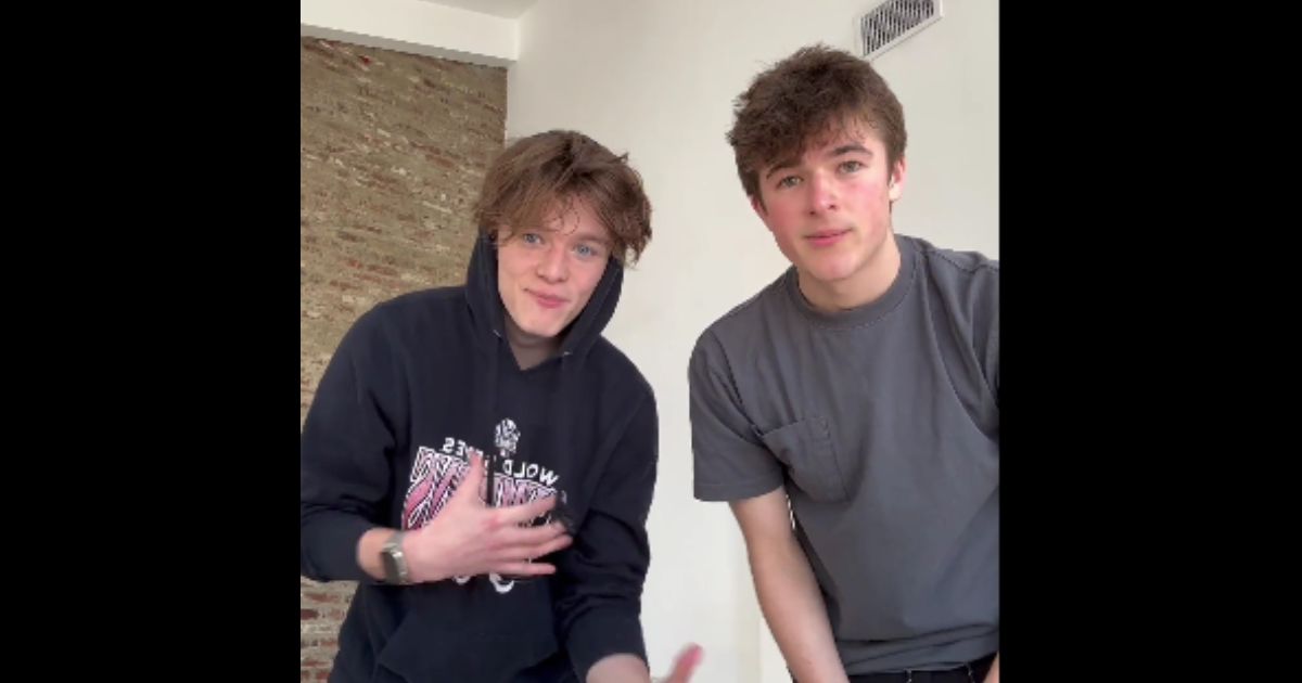TikTokers Harry Sisson and Chris Mowrey recently found themselves in a bit of a pickle after Twitter users added a community note to one of their videos.