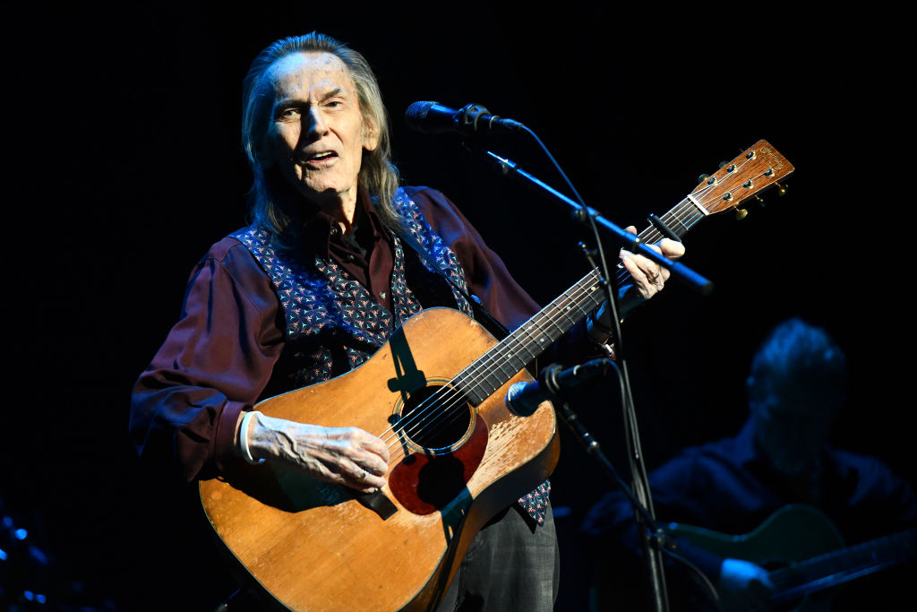 Singer Gordon Lightfoot Dies at 84