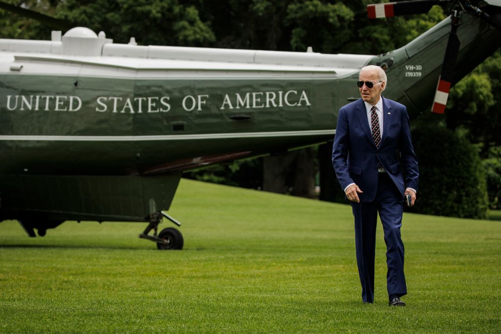 Biden’s Coalition Cracks, Top Democrats Beginning to Doubt White House