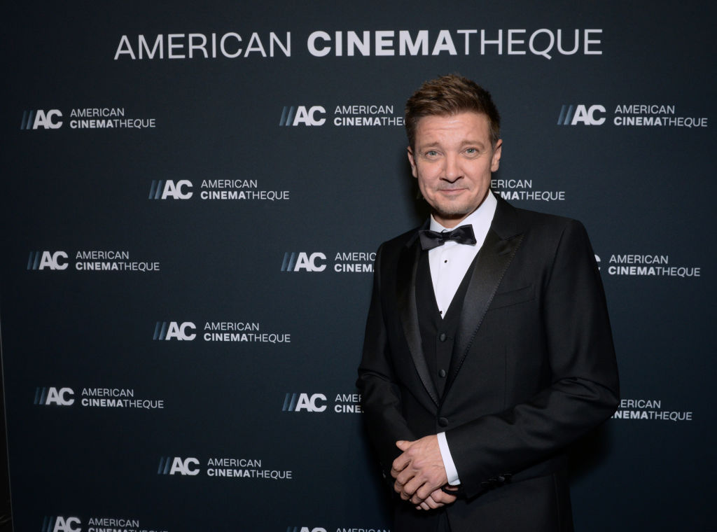 Jeremy Renner Takes Daughter As His ‘Date’ for UCLA Event