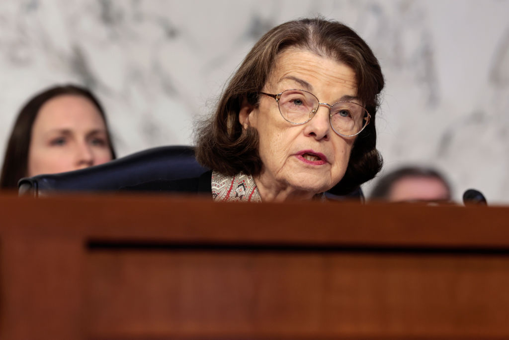 Feinstein Misses First Senate Vote Since Returning to Washington