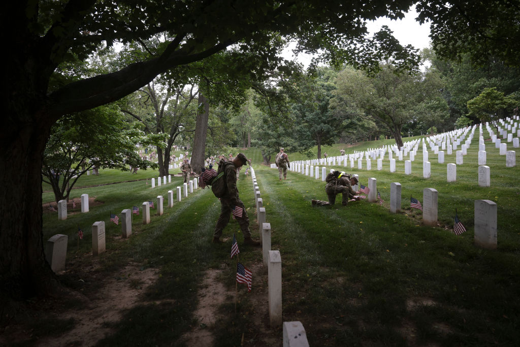 Former Navy SEAL Honors Late Brother in Memorial Day Letter: ‘In Your Death, You Gave Me Life’