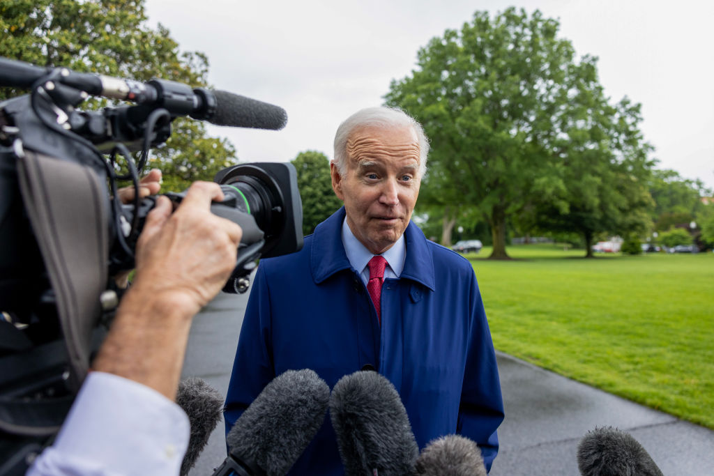 Walls Closing In on FBI as Agency Has One Day to Turn Over Joe Biden Document – Or Else