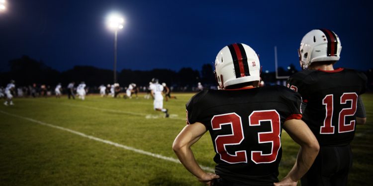 Teen Who Suffered Traumatic Brain Injury Crowned Homecoming King in Texas