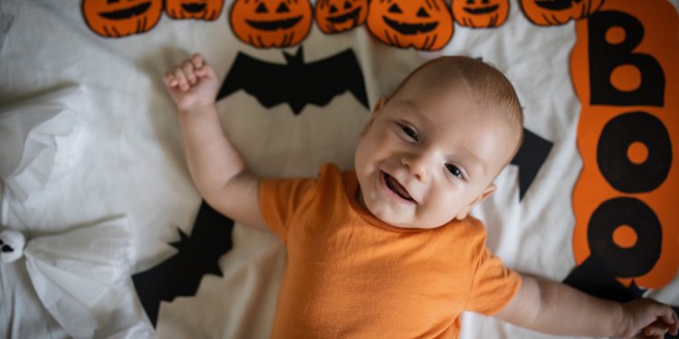 NICU Nurse Makes Tiny Halloween Costumes for Babies in Her Care