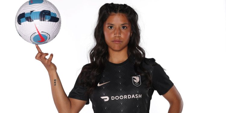 Former US Women’s Soccer Player Allegedly Flashes Nazi Salute, Yells ‘Heil Hitler’ at Protesters