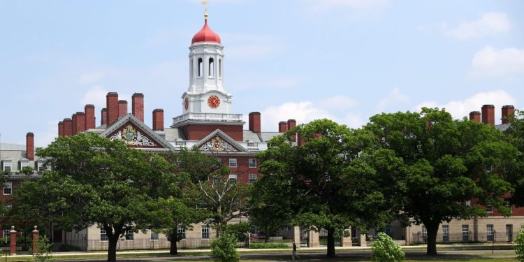 Over 100 Harvard Faculty Defend Palestinian Slogan Condemned by University President as Anti-Semitic