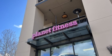 Reminder: Woke Planet Fitness Has ‘Lunk Alarm’ to Combat Toxic Masculinity, but Man in Women’s Room Is Fine