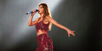 Taylor Swift Search Results Jump 351% After Fans Notice Travis Kelce’s Viral New Look