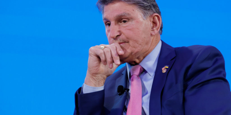 Manchin Plans to Block Biden’s Judicial Nominees if They Can’t Win GOP Votes