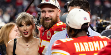 Travis Kelce Angers Taylor Swift Fans After Reaction to Pro-Trump Post, Stirs Up Major Controversy