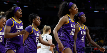 LSU Athletics Official Issues Statement on Anthem Controversy, Doesn’t Help School’s Case