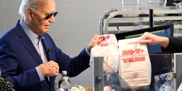 Biden Shuffles Into a Convenience Store to Pull a Trump-Like Move, Only Proves 45 Is Leagues Ahead of Him