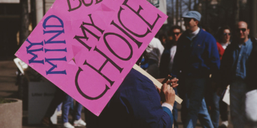 AZ Supreme Court Rules Pre-Roe Abortion Ban Is Back in Effect