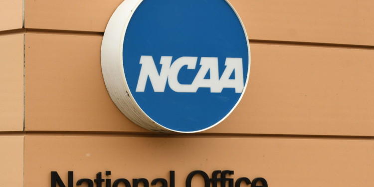NCAA, Power Conferences OK Schools to Pay Players Directly 