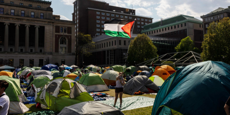Conservatives Blast Antisemitism Bill Passed by the House Amid College Protests