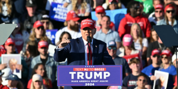 Report: Trump Has a Big Ask for Oil Executive as He Meets to Discuss Re-Election