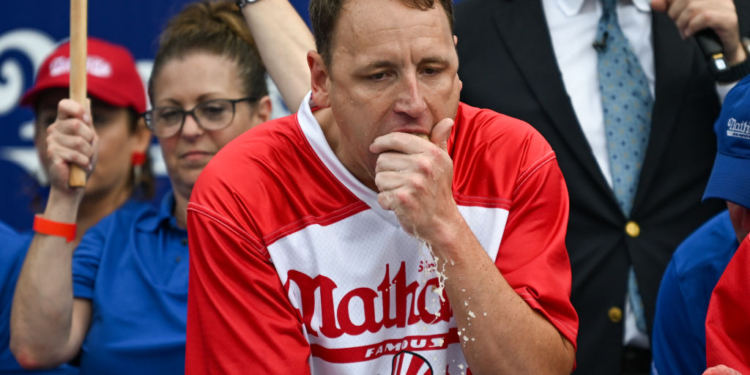 Hot Dog Eating Champ Joey Chestnut Not in This Year’s Competition