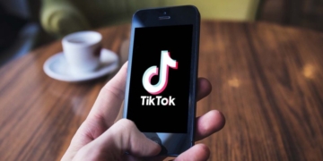 Kamala Harris’ TikTok Splash Looks Huge Until You See Donald Trump’s Follower Count