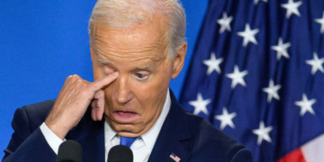 Jeffries Says He Met With Biden to Share ‘Heartfelt Perspectives and Conclusions About the Path Forward’