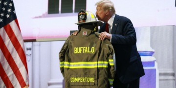 Video: Trump Pays Tribute to Firefighter Killed During Assassination Attempt