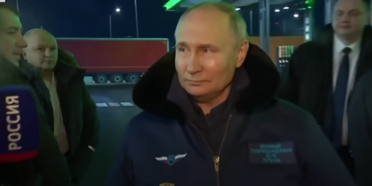 It Turns Out That Western Sanctions On Russia’s Booming Oil Industry May Be Falling Flat