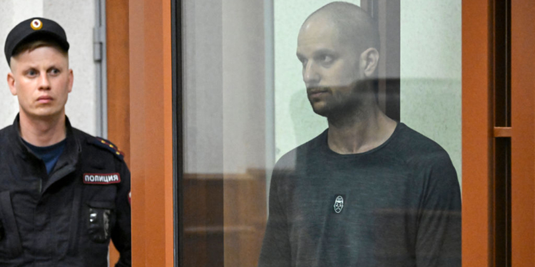 Wall Street Journal Reporter, Former US Marine Expected to Be Released in Prisoner Swap With Russia: Reports