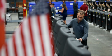 Some of the Best Hackers Find Vulnerabilities in Voting Machines