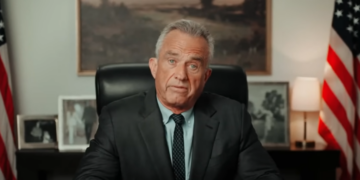 RFK Jr Reportedly Tried To Meet With Harris About A Job, Then Trashed Her Online