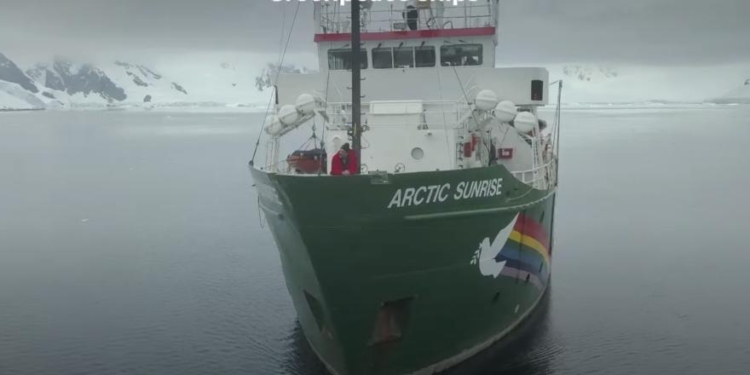 ‘Spoiled Brats’: Greenpeace Co-Founder Supports Pipeline Tycoon’s Campaign To Punish His Old Group